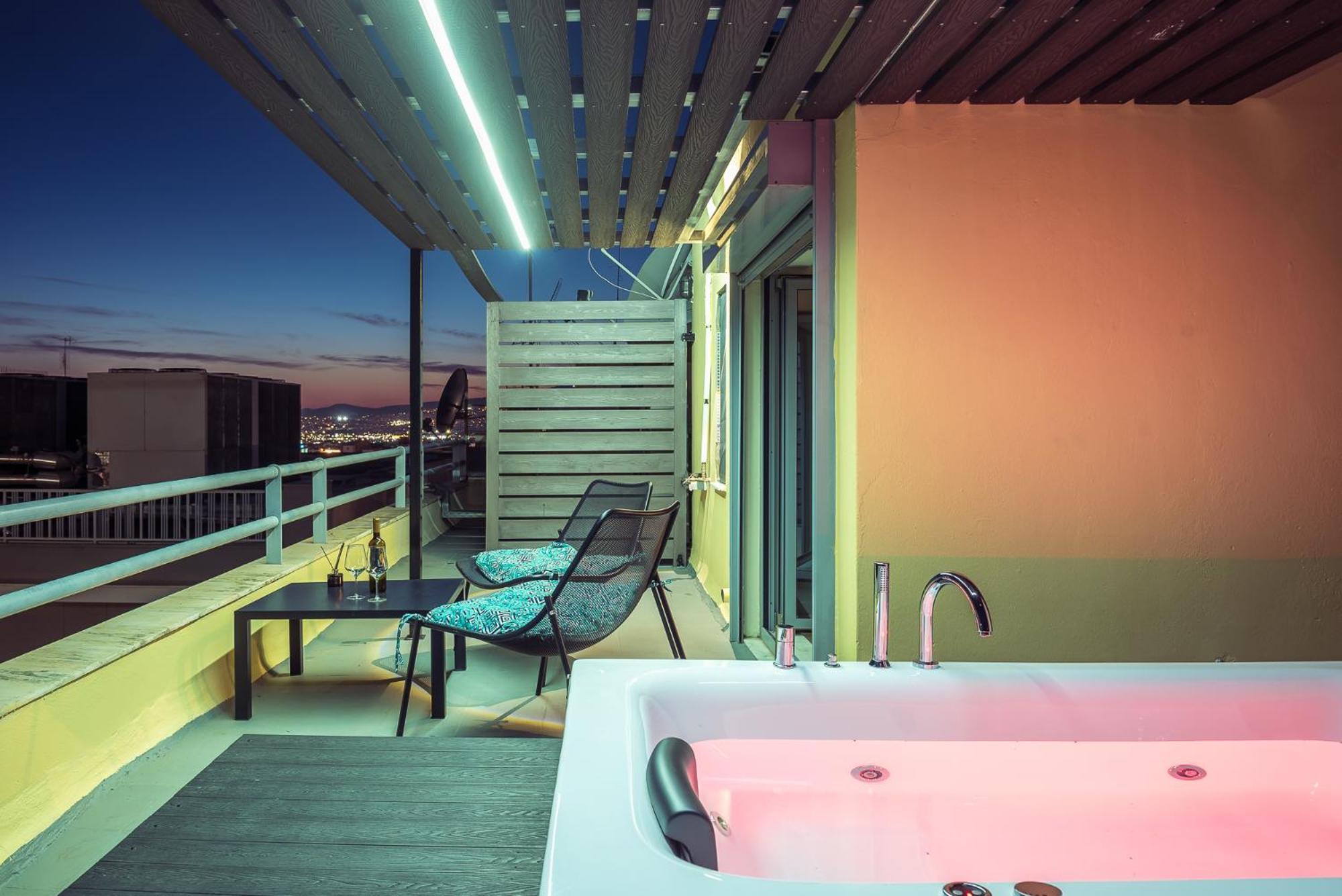 Acropolis View Mini Sky Suite & Hot Tub Athena Bagian luar foto